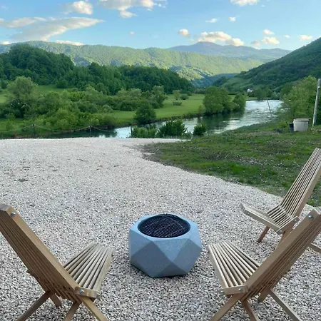 La Repit Hébergement de vacances Sipovo